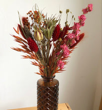 Load image into Gallery viewer, Letterbox Flowers // Autumn Days
