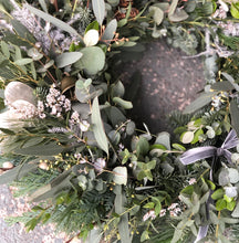 Load image into Gallery viewer, Noel // Luxury Christmas Wreath
